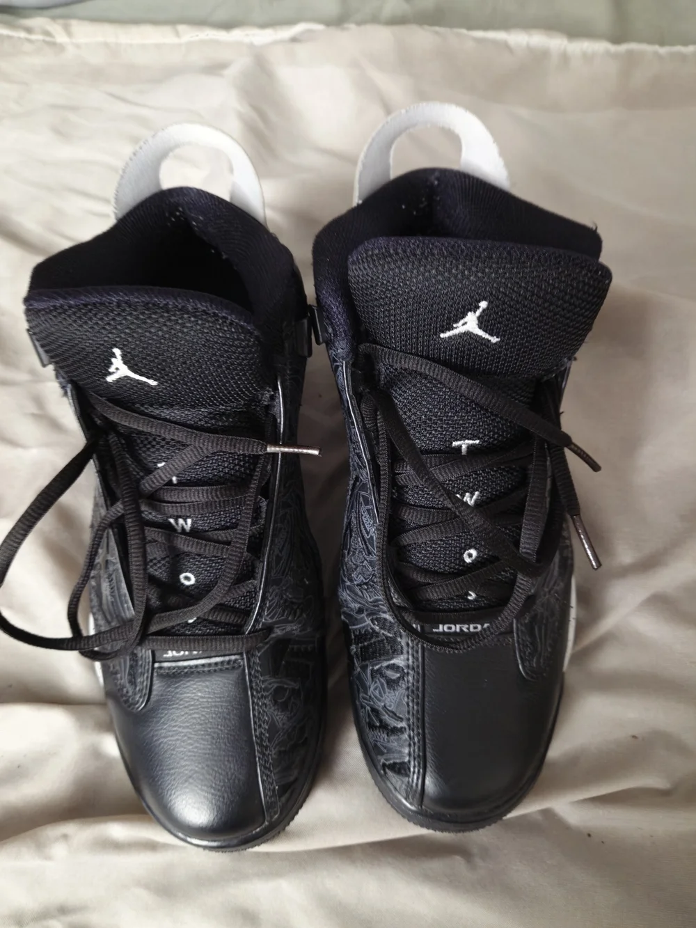 Jordan Dub Zero Oreo Size 9
